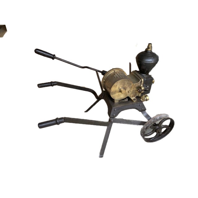 Mid 19th Century French Winery Pump For Sale - Image 4 of 9