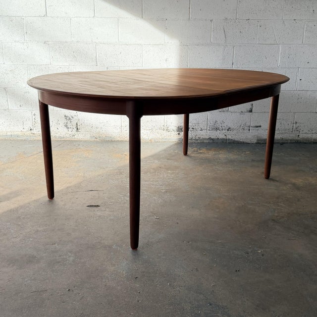 Mid 20th Century Vintage Danish Modern Round Teak Dining Table With Extension Leaf, 1960s For Sale - Image 5 of 11