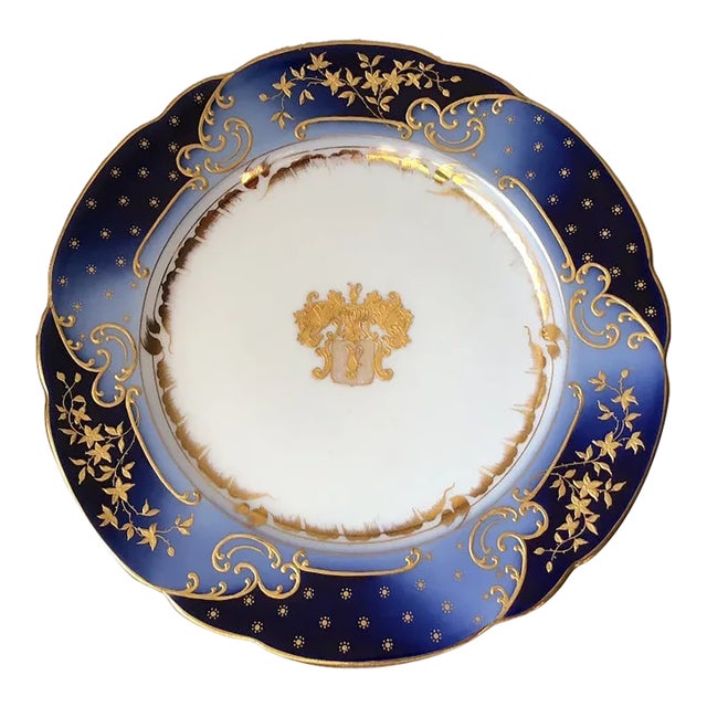 Antique Armorial Plate With Heraldry, Coat of Arms, Hand Painted, Gilt Gold For Sale