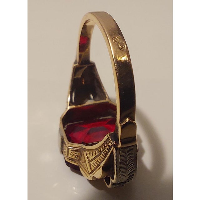 Amtique 18kt Gold Ring with Garnet and Precious Stones, 1890s For Sale - Image 15 of 18
