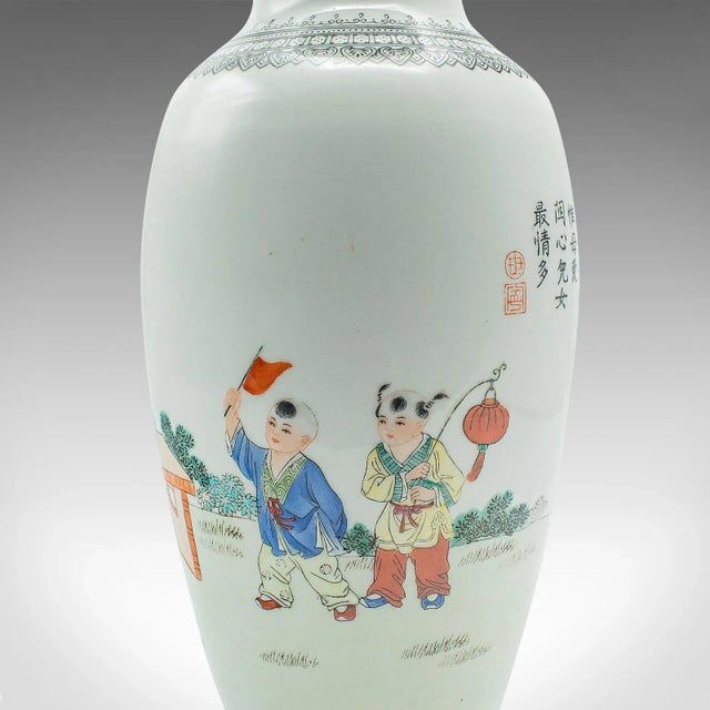 1960's Vintage Flower Vase For Sale - Image 11 of 12