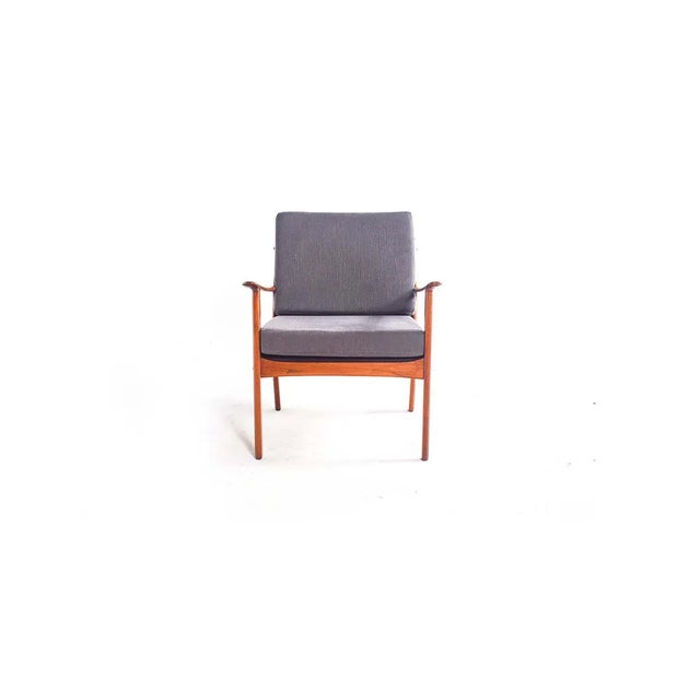 Model PJ 112 Easy Chair in Rosewood by Ole Wanscher for Poul Jeppesens Møbelfabrik, 1951 For Sale - Image 9 of 9