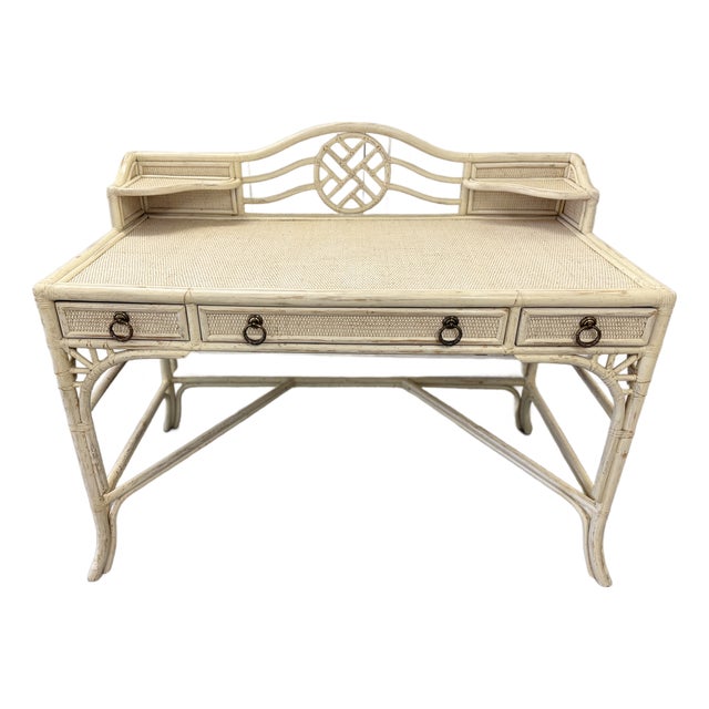 Late 20th Century Hekman Chinoiserie Style Faux Bamboo & Rattan Desk For Sale