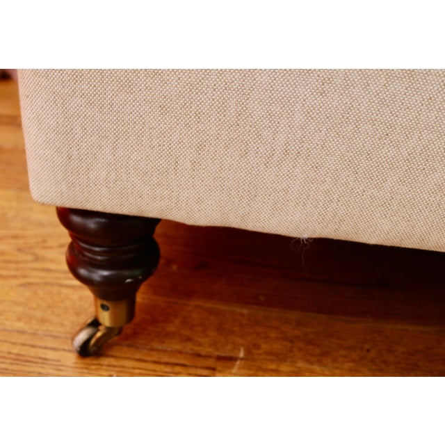 Hickory Chair Furniture Company Attributed Hickory Chair Furniture Loveseat Settee Recently Re-Upholstered in Natural Belgian Linen For Sale - Image 4 of 4