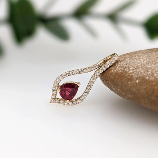 Modern Ruby Pendant with Natural Diamonds in Solid 14K Yellow Gold Pear Shape 6x5mm For Sale - Image 3 of 9