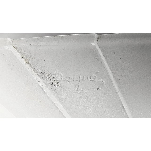 Single French Art Deco Wall Sconce by Degue For Sale In New York - Image 6 of 6