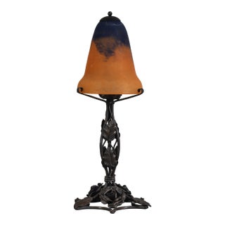 French Art Deco Lamp by Daum in Wrought Iron & Mottled Glass - 1920s For Sale
