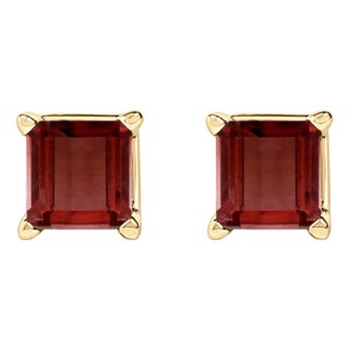 14K Yellow Gold 5x5MM Princess Cut Red Garnet Solitaire Stud Earrings For Sale