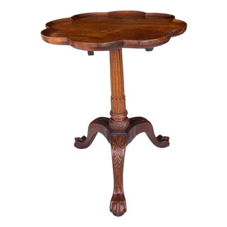 Vintage Georgian Style Scalloped Top Side Drink Table on Carved Tripod Base. For Sale