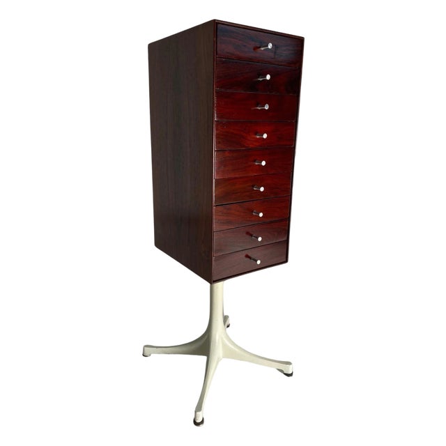 Model 5517 Chest of 9 Drawers by George Nelson for Herman Miller, 1952 For Sale