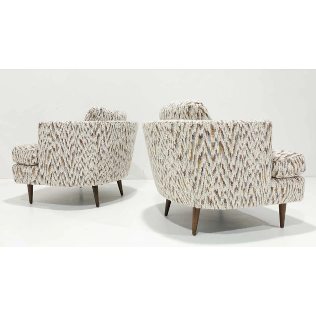 Mid-Century Modern Mid-20th Century Lounge Chairs by Edward Wormley for Dunbar in Holland & Sherry Fabric, Set of 2 For Sale - Image 3 of 8