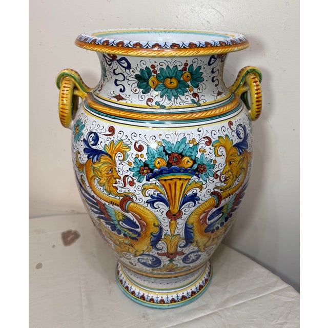 1940s Monumental Antique Handmade Italian Majolica Painted Terracotta Gp Pottery Vase For Sale - Image 5 of 17