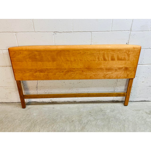 Vintage 1950s Heywood Wakefield Maple Wood Head and Foot Board Set