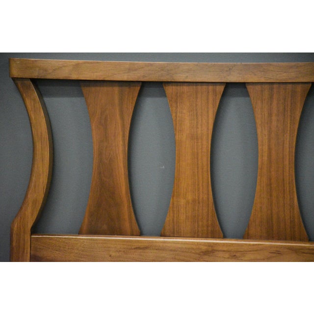 Mid-Century Modern Mid Century Modern Walnut Queen Headboard For Sale - Image 3 of 4