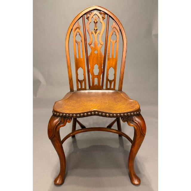 Gothic 1990s Set of 6 Gothic Windsor Style Mahogany Dining Chairs With Leather Seats, 2 Armchairs & 4 Side Chairs For Sale - Image 3 of 15