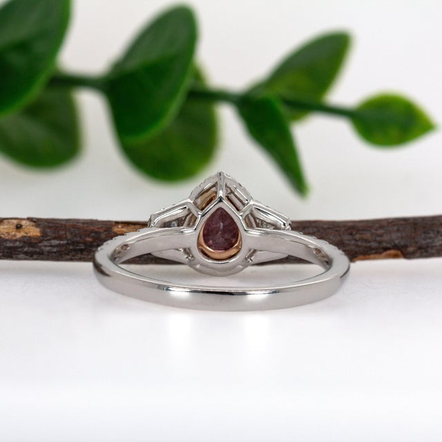 0.52cts Padparadscha Sapphire Ring W Natural Diamonds in 14k Gold | Pear 6x4.5mm, Size 6.75 For Sale In Columbus - Image 6 of 7