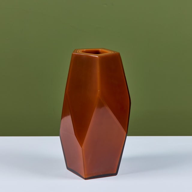 Robert Kuo Persimmon Facet Vase For Sale - Image 11 of 12