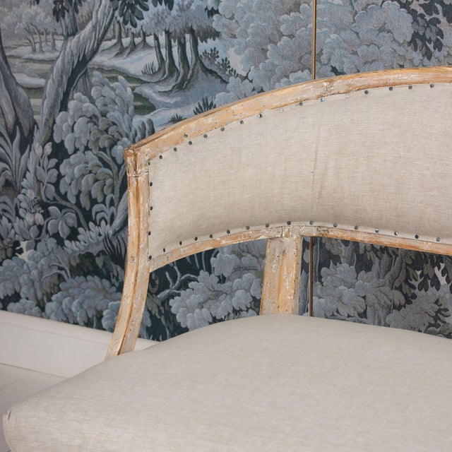 19th C. Swedish Gustavian Painted Barrel Back Sofa Bench With Splayed Legs For Sale - Image 14 of 18