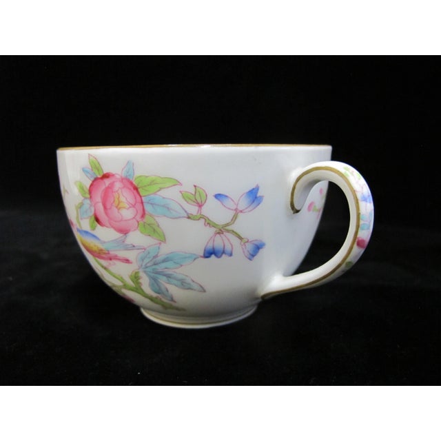 Chinoiserie Royal Doulton Ito Smooth E2929 Songbird Soup Cream Bowl Cup & Saucer Pair For Sale - Image 3 of 9