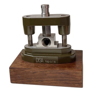 Mid-Century Modern Industrial Pillar Guided Toolmakers Cigar Cutter in Steel, 1960s For Sale