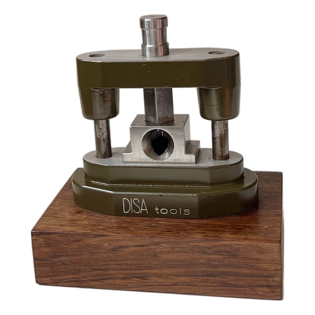 Mid-Century Modern Industrial Pillar Guided Toolmakers Cigar Cutter in Steel, 1960s For Sale