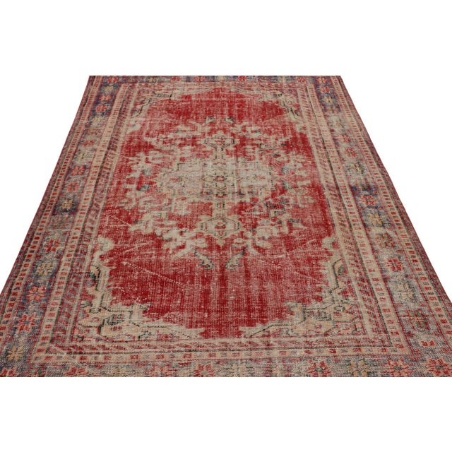Traditional 1960s Vintage Zeki Müren Persian Style Rug With Central Medallion For Sale - Image 3 of 7