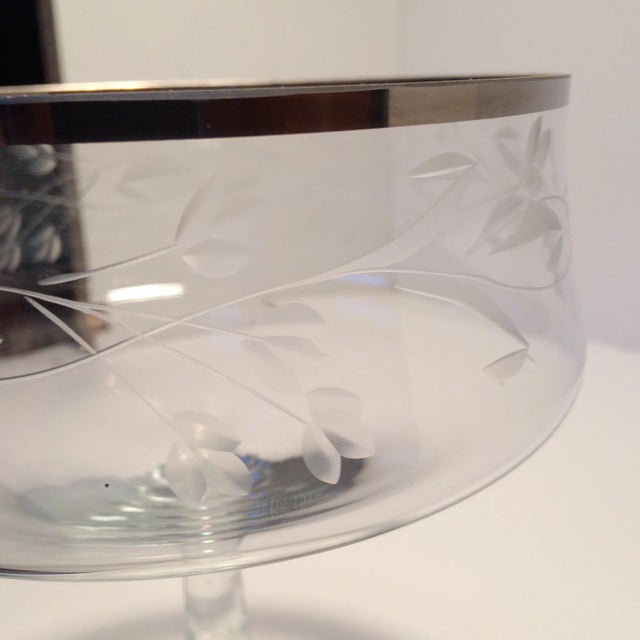 Platinum Platinum Rim Floral Etched Crystal Pedestal Bowl For Sale - Image 8 of 11