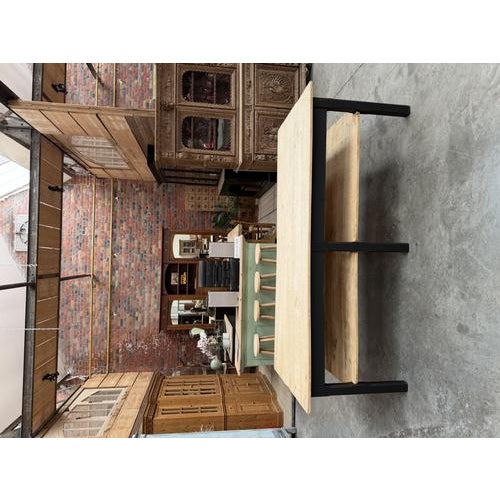 This table has been fully restored. Its legs are solid oak. The tabletops are poplar; their patina is superb and testifies...