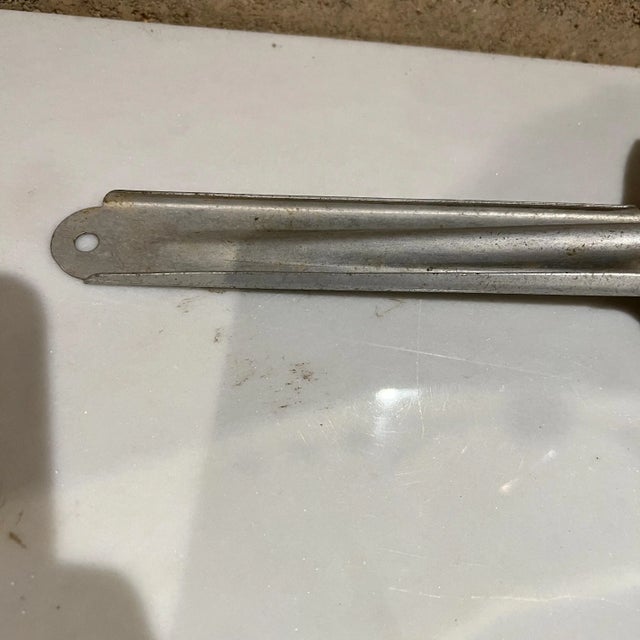 Silver 1950s Handy Shovel Ash Coal Fireplace Scoop Vintage Tool in Aluminum For Sale - Image 8 of 12