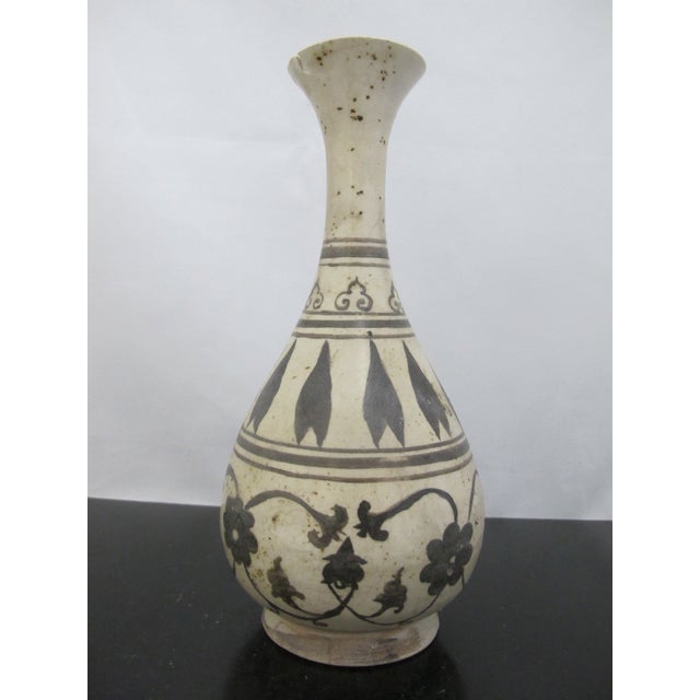 Chinese Cizhou Kiln Style Flower Design Glazed Pottery Vase For Sale - Image 9 of 15