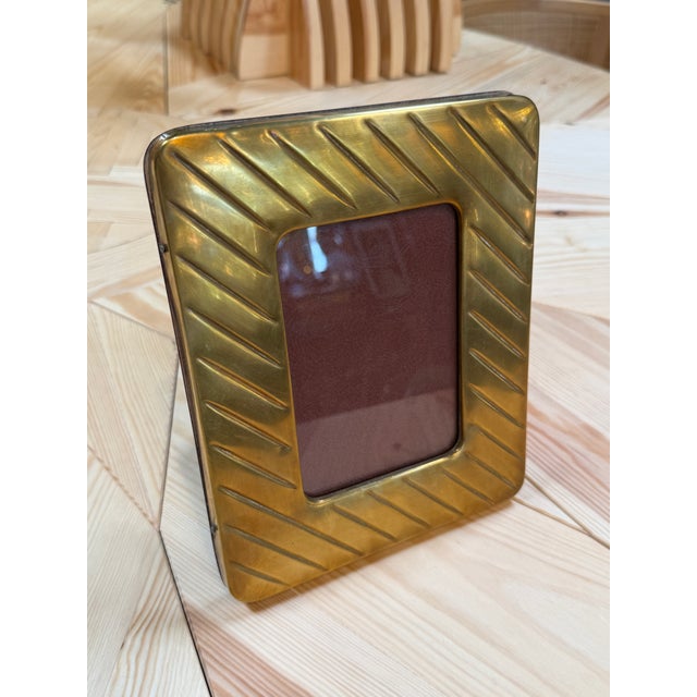 1970s Vintage Italian Brass Picture Frame by Arabesque Gioielli Palermo For Sale - Image 5 of 8