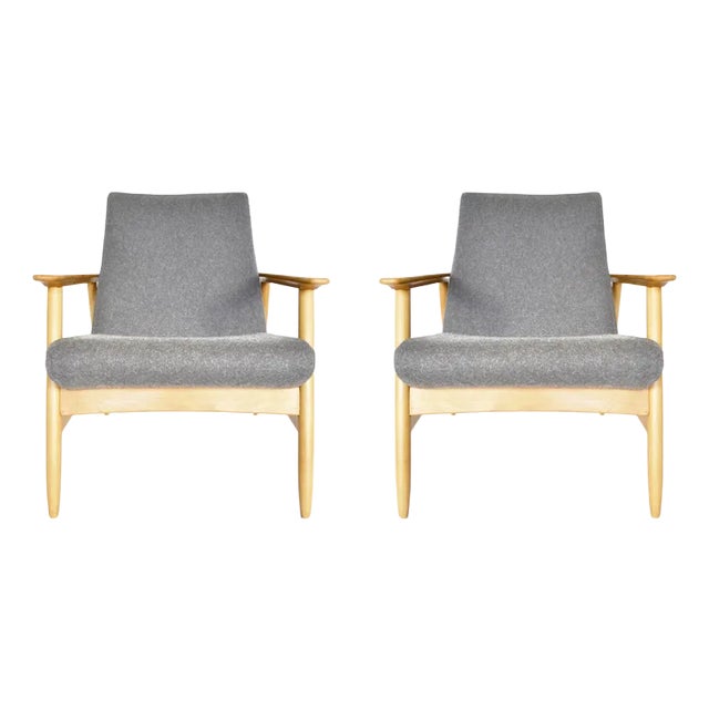 Set of Vintage Felt & Beech Ąžuolas Armchairs by Valerija Ema Cukermanienė for Vilniaus Baldų Kombinatas, 1960s For Sale