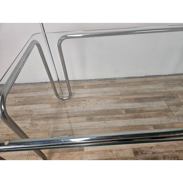 Mid-Century Modern Bauhaus Table in Chromed Tubular Steel and Glass, 1970 For Sale - Image 3 of 12
