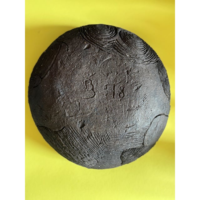 Black Large Brutalist Stoneware Bowl by Birte Beck Omme, Denmark, 1970s For Sale - Image 8 of 10