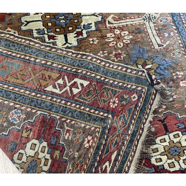 Late 19th Century Antique Caucasian Kuba Rug 4.1' X 5.3' (125cm X 161.5cm) 1880s For Sale - Image 5 of 7