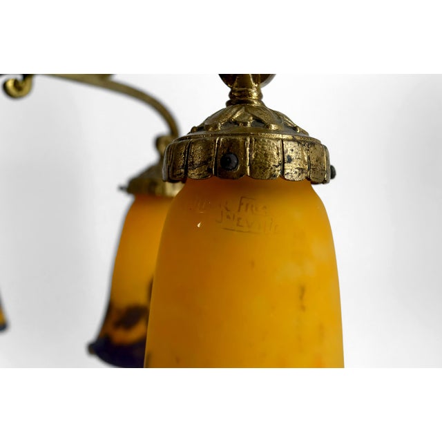 Art Deco Gilded Bronze and Blown Glass Chandelier from Muller Frères Lunéville, France, 1920s For Sale - Image 10 of 17