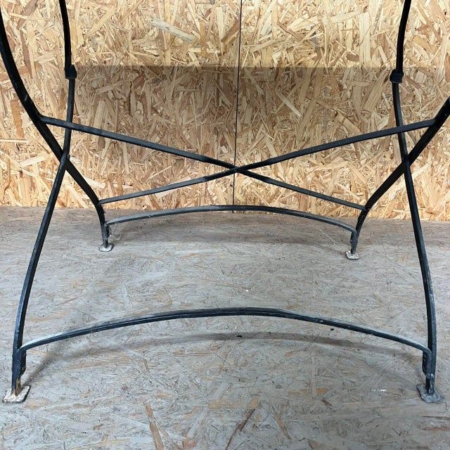 Folded closed dimensions: l120 x w19 x h104 all in cm knee clearance: 69cm workshop report: our workshop team inspect...