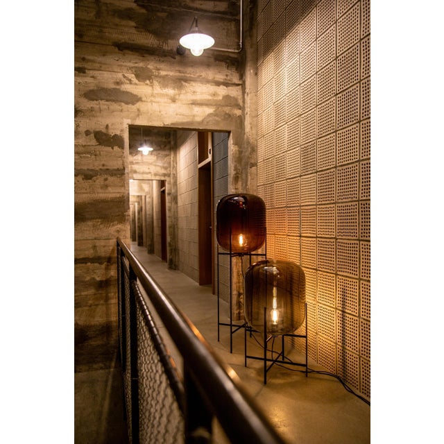 Contemporary Oda Medium in Smokey Grey and Black Floor Lamp by Sebastian Herkner for Pulpo For Sale - Image 3 of 4