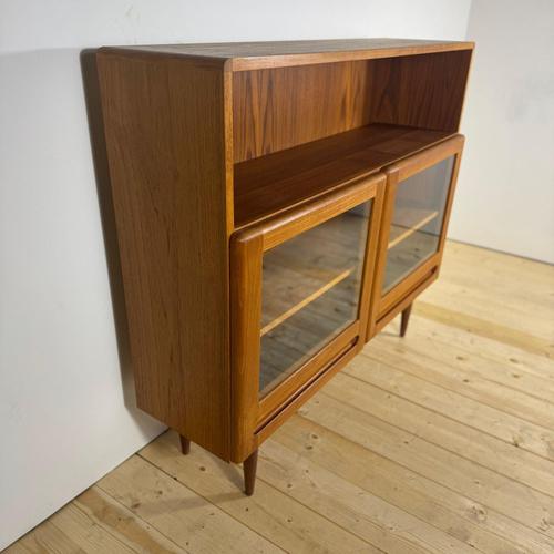 Vintage Teak Bookcase with Glass Doors from Dyrlund, Denmark, 1960s For Sale - Image 12 of 15