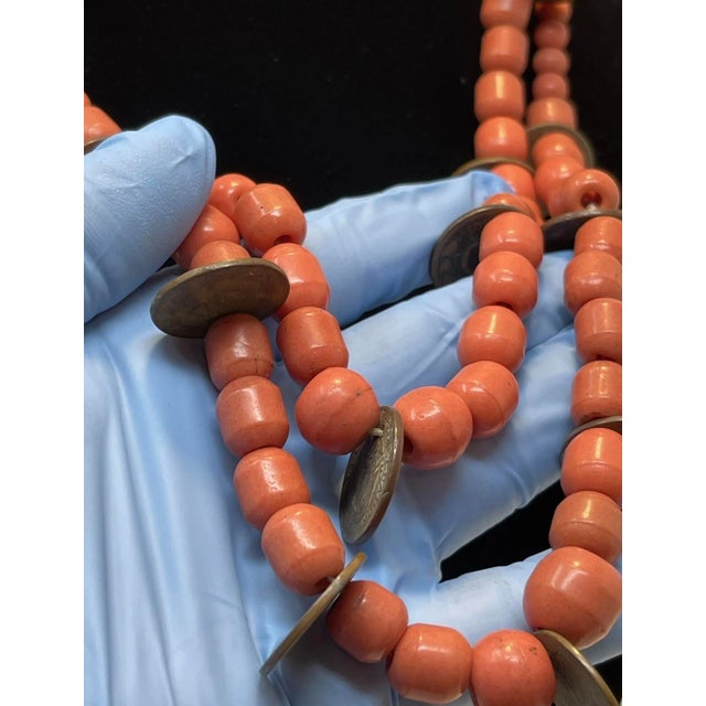 1960s South American Ecuador Chachal Barrel Bead Coin Necklace. South American Vintage Jewelry For Sale - Image 13 of 15