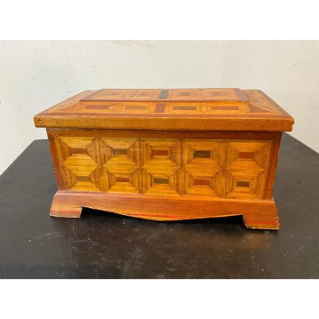 Brown 1910 Matchstick Jewlry Box For Sale - Image 8 of 13