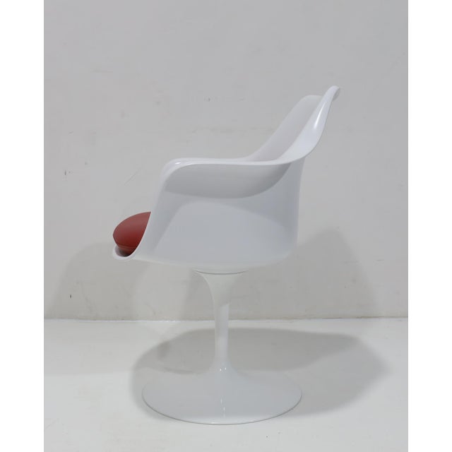 Great looking set (4) of armed tulip chairs by Eero Saarinen for Knoll. Practically brand new, very light use. We have six...