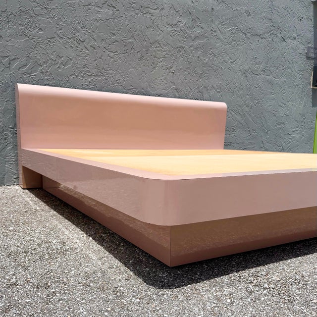 Postmodern Pink Gloss Laminate King Size Waterfall Platform Bed For Sale In West Palm - Image 6 of 12