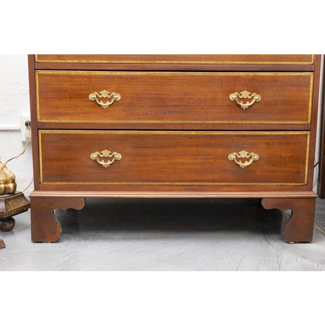 Late 19th Century Federal Style Inlaid Mahogany Chest of Drawers For Sale - Image 4 of 6