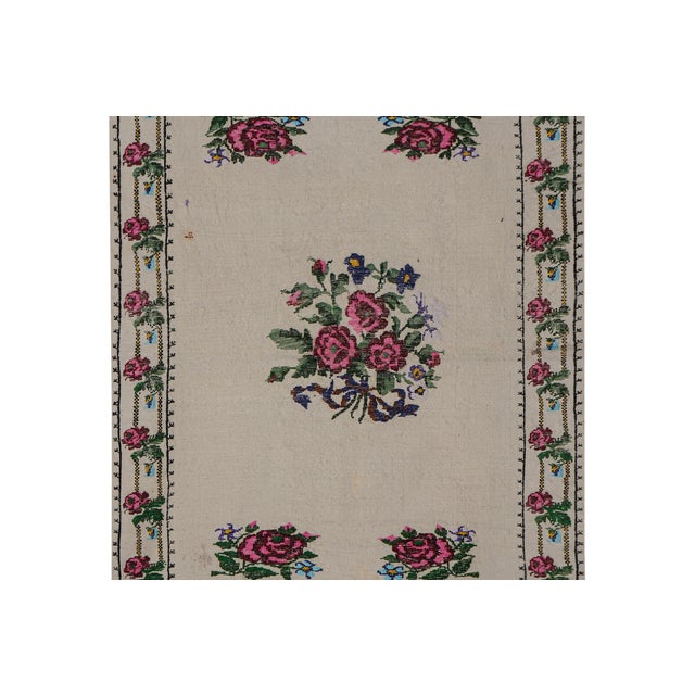 Turkish Aubusson Floral Turkish Kilim Rug 3'1'' X 4'4'' For Sale - Image 6 of 10