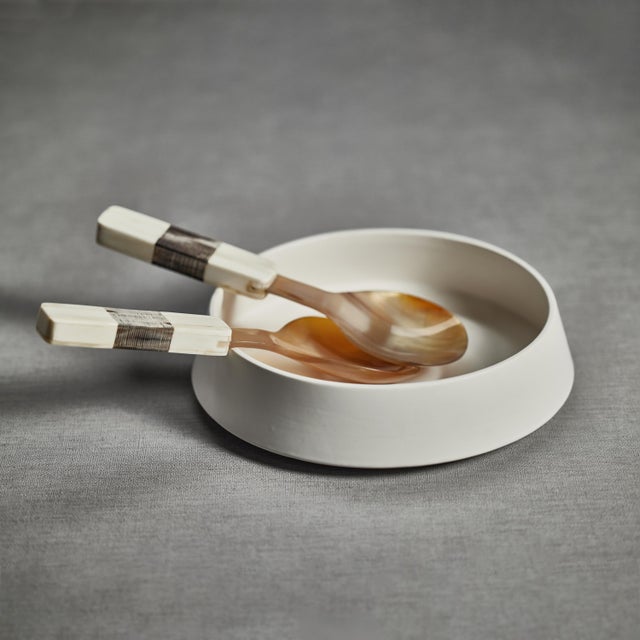 Transitional Renata Horn Salad Server Set with Bone Etched Handle For Sale - Image 3 of 5