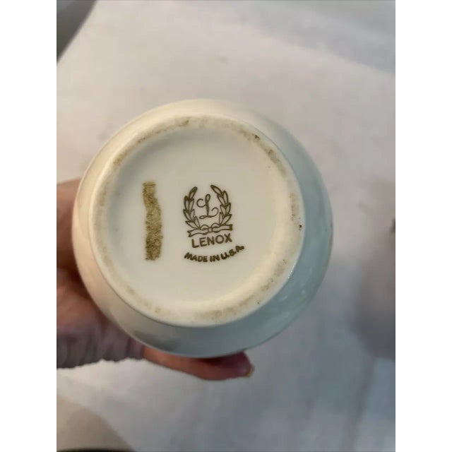 VINTAGE LENOX "CHINA ROSE" PORCELAIN BUD VASE Made in USA Measures approx. 8 inches tall by approx. 4 inches at middle of...