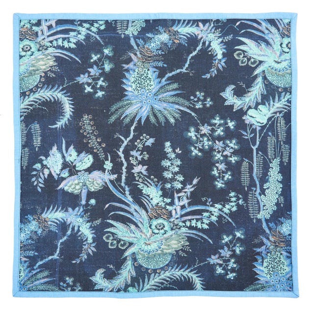 Mughal Poppy Dinner Napkins, Set of 4 For Sale In New York - Image 6 of 11