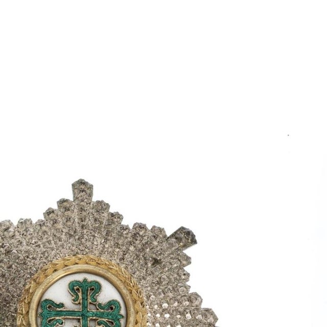 Plaque and Cross of Commander of the Order of Avis, Set of 2 For Sale - Image 4 of 6