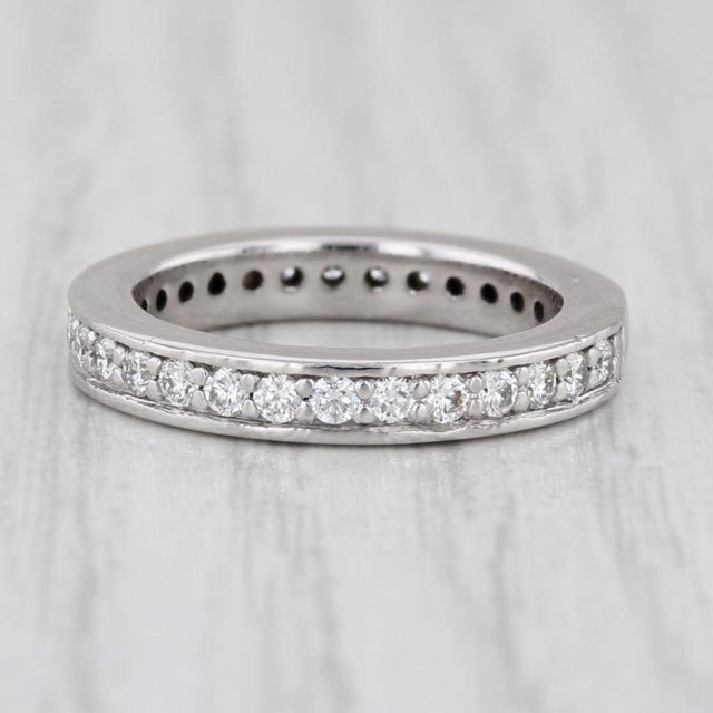 Gemstone Information: - Natural Diamonds - Total Carats - 0.54ctw Cut - Round Brilliant Color - F - H Clarity - VS2 - SI1...